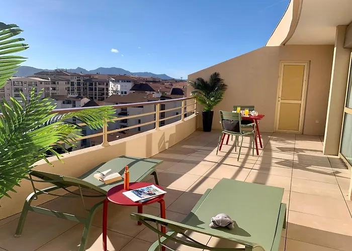 Ibis Cannes Plage La Bocca